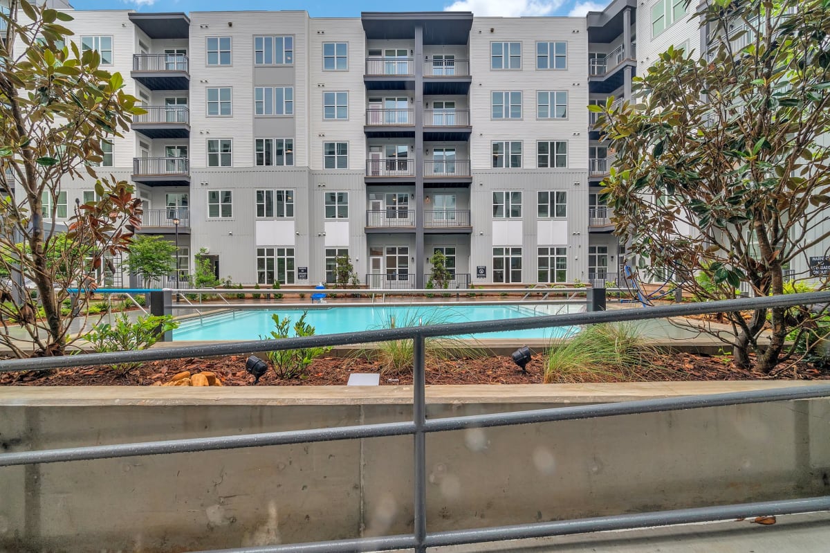 Luxury Apartments for Rent in Charlotte Alta West Morehead